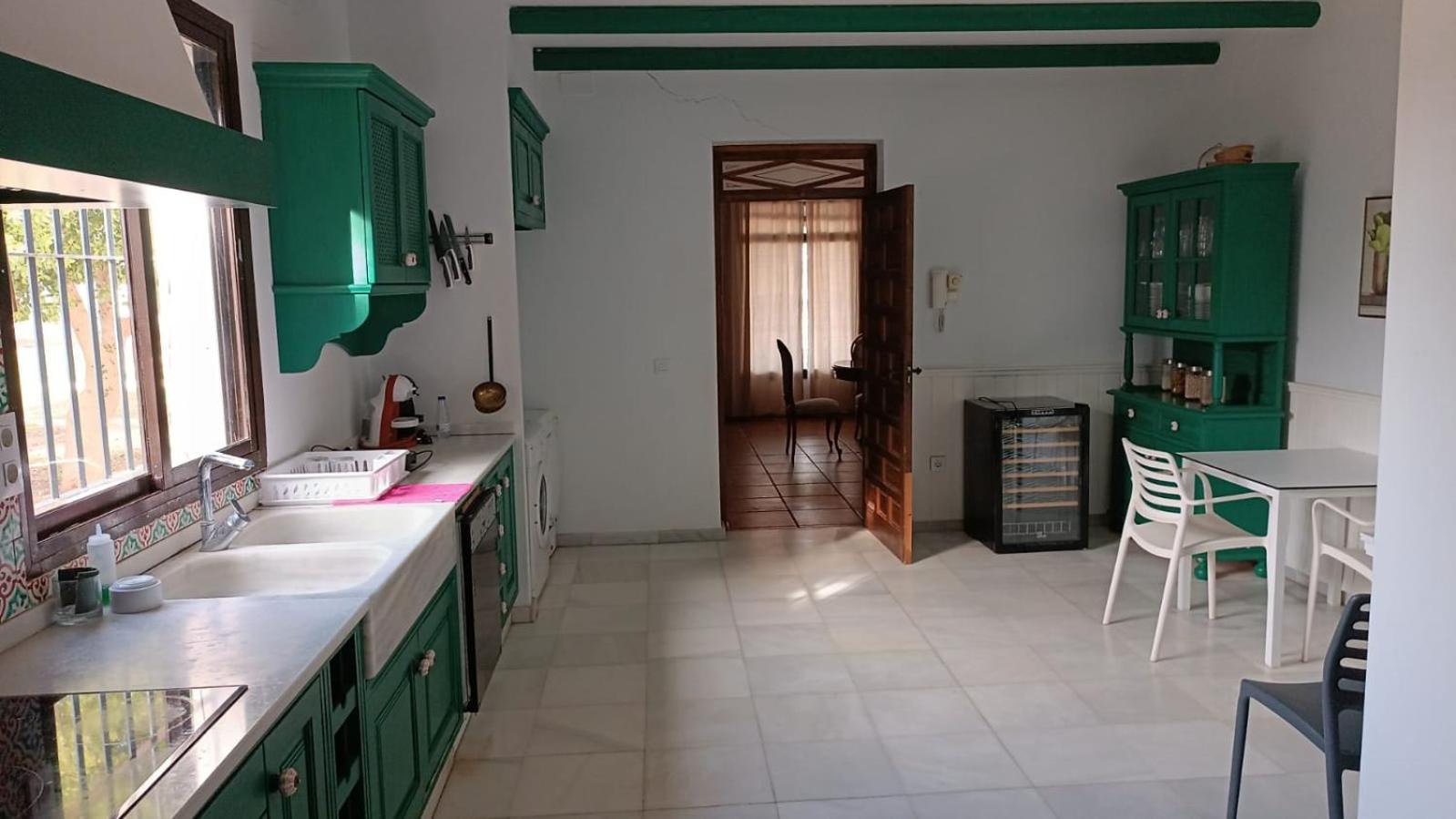 Villa Cortijo La Amazona à Séville Extérieur photo